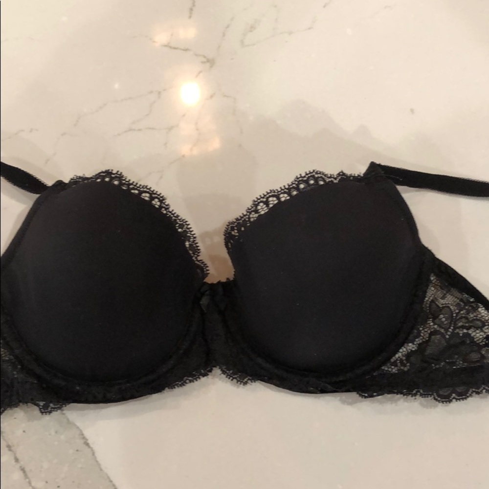 Victoria’s Secret Lined Demi Bra 32D